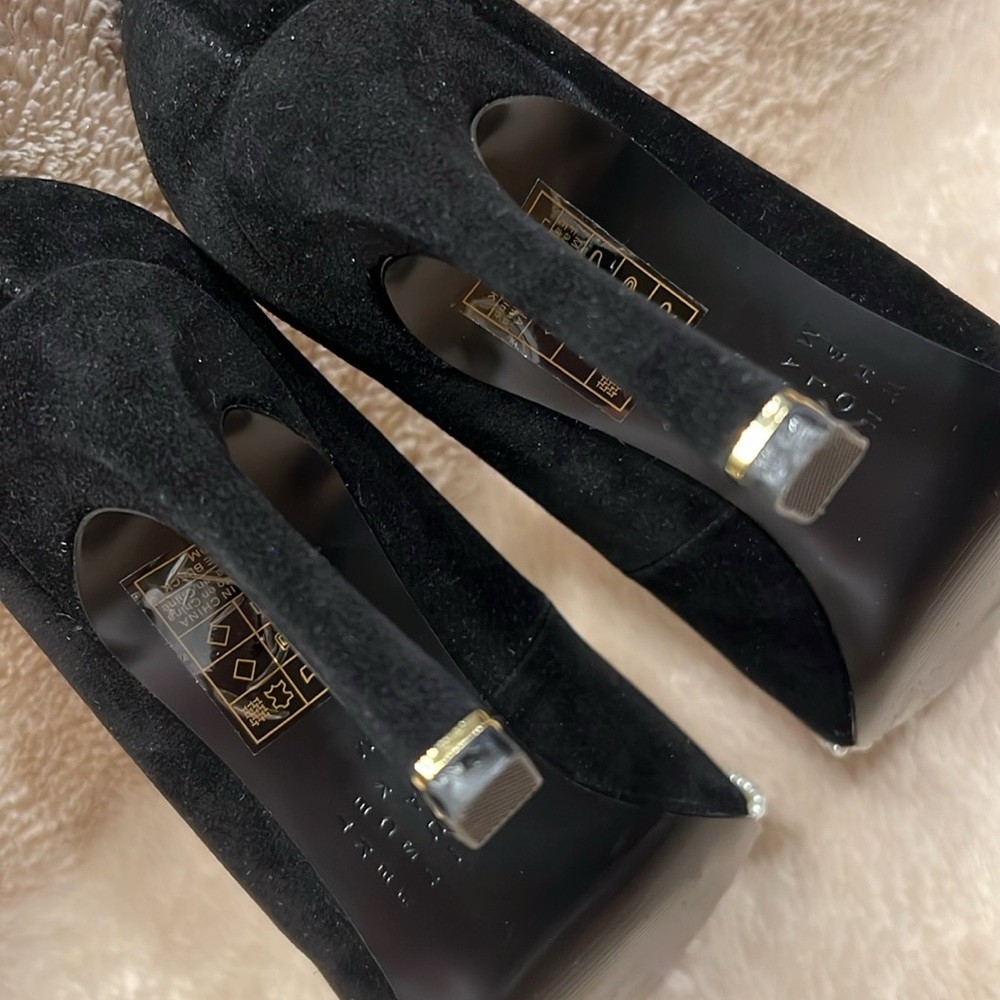 WHBM White House Black Market Pearl Knot High Heel Pump - Picture 15 of 17